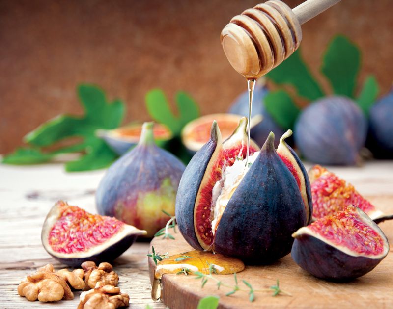 Ricotta and Honey with Fresh Figs or Berries