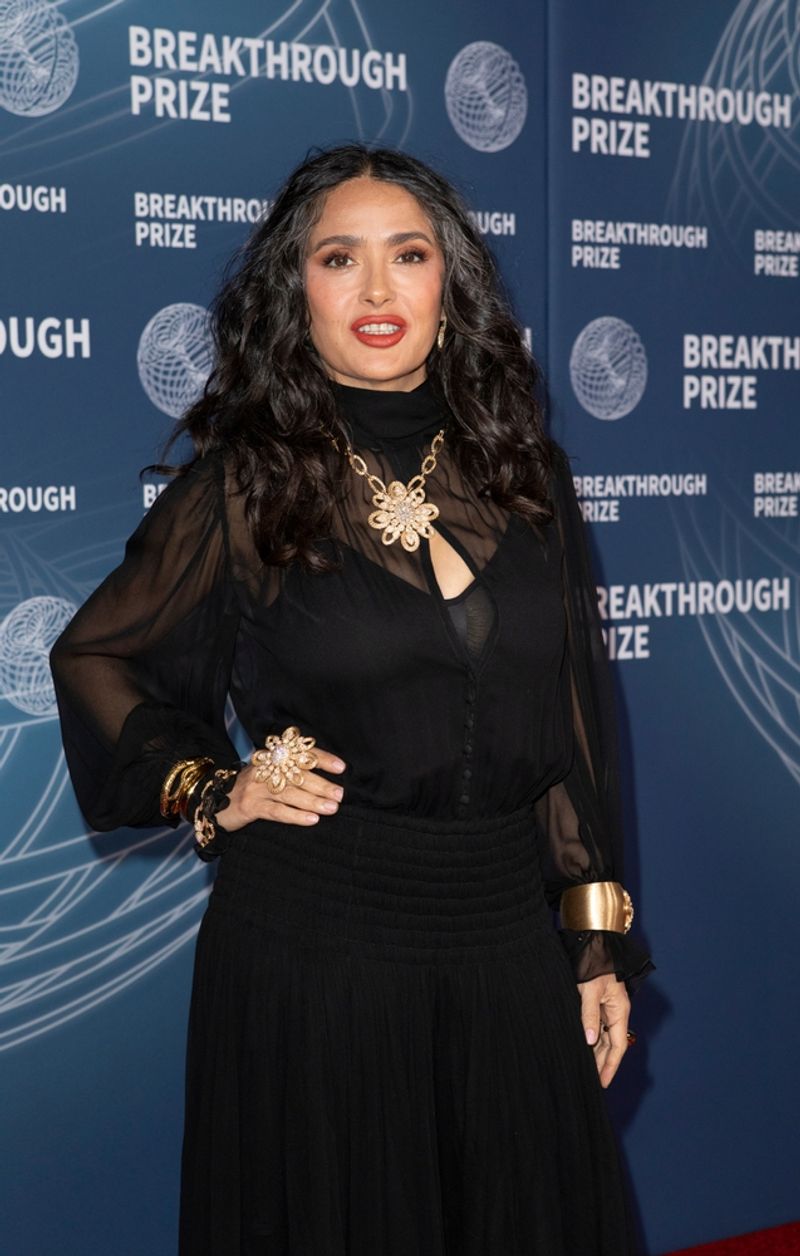 Salma Hayek (59)