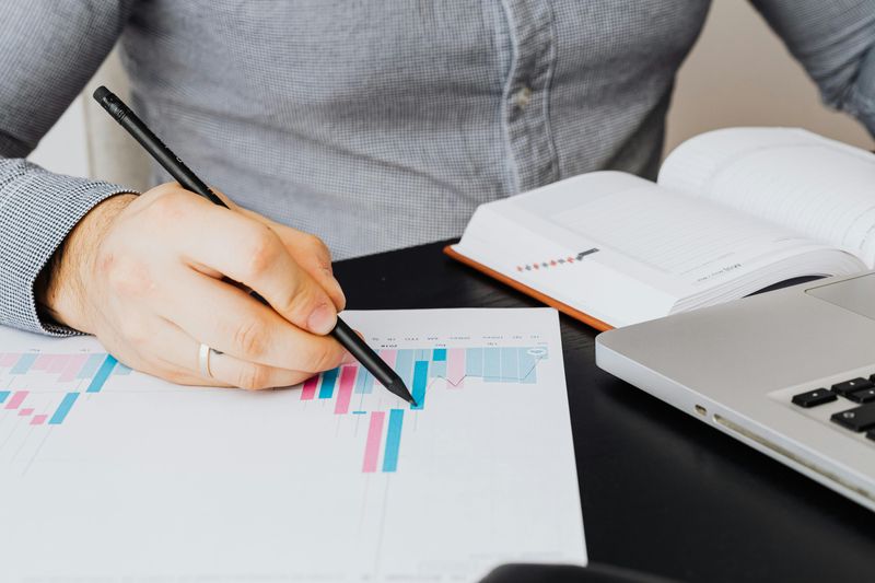 Schedule a Weekly Money Check-In