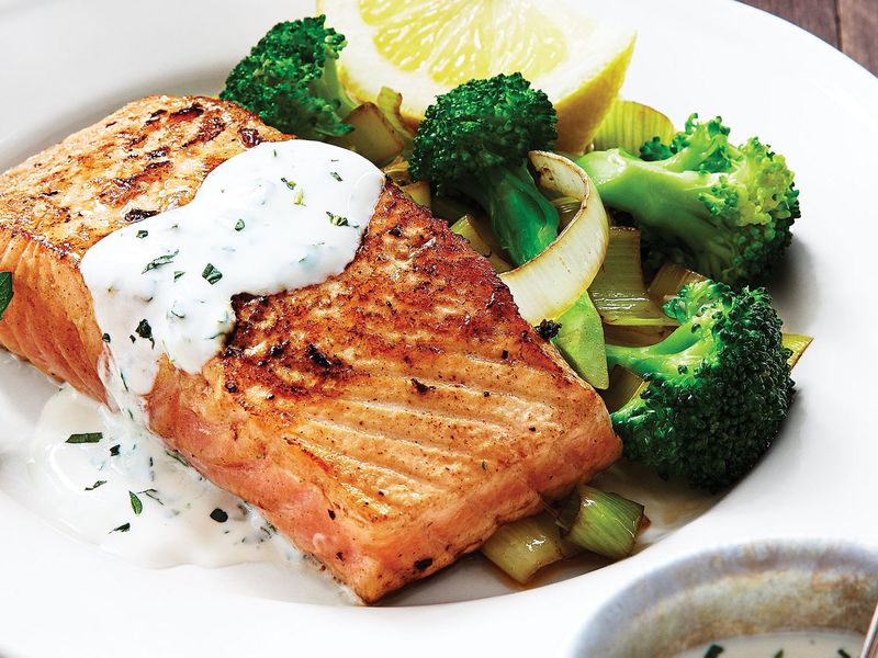 Seared Salmon with Broccoli