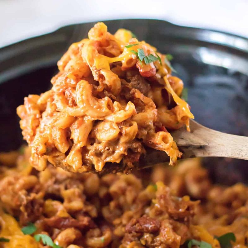 Slow Cooker Chili Mac