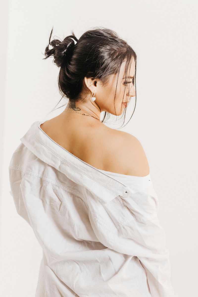 Strategic Skin Showing