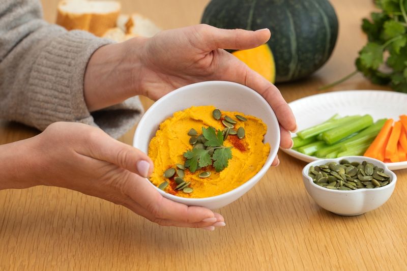 Tangy Pumpkin Hummus