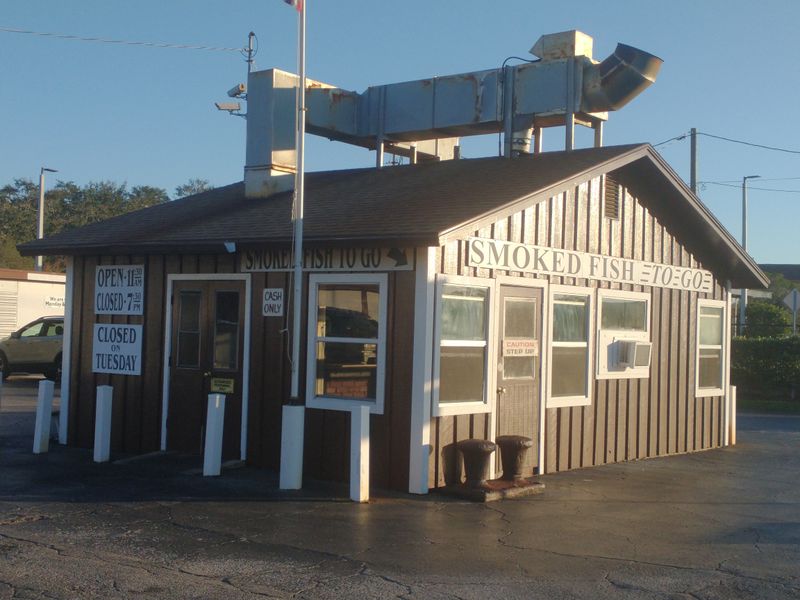 Ted Peters Famous Smoked Fish