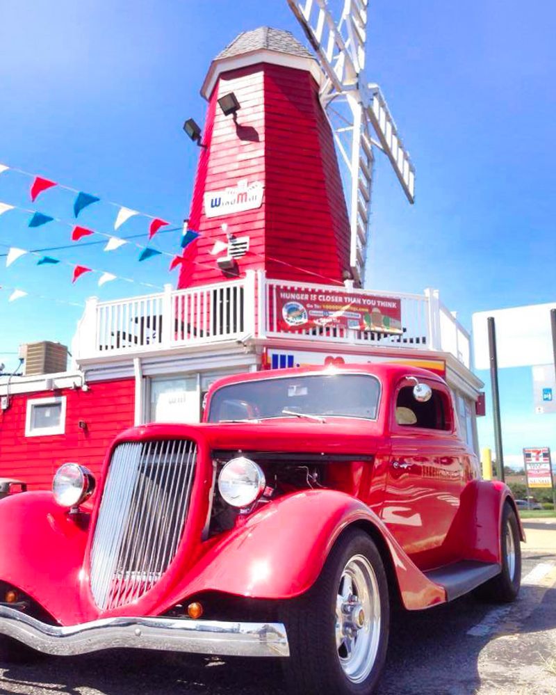 The Windmill: Jersey Shore Burger Tradition