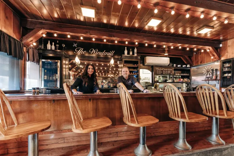 The Windmill Restaurant, Wenatchee