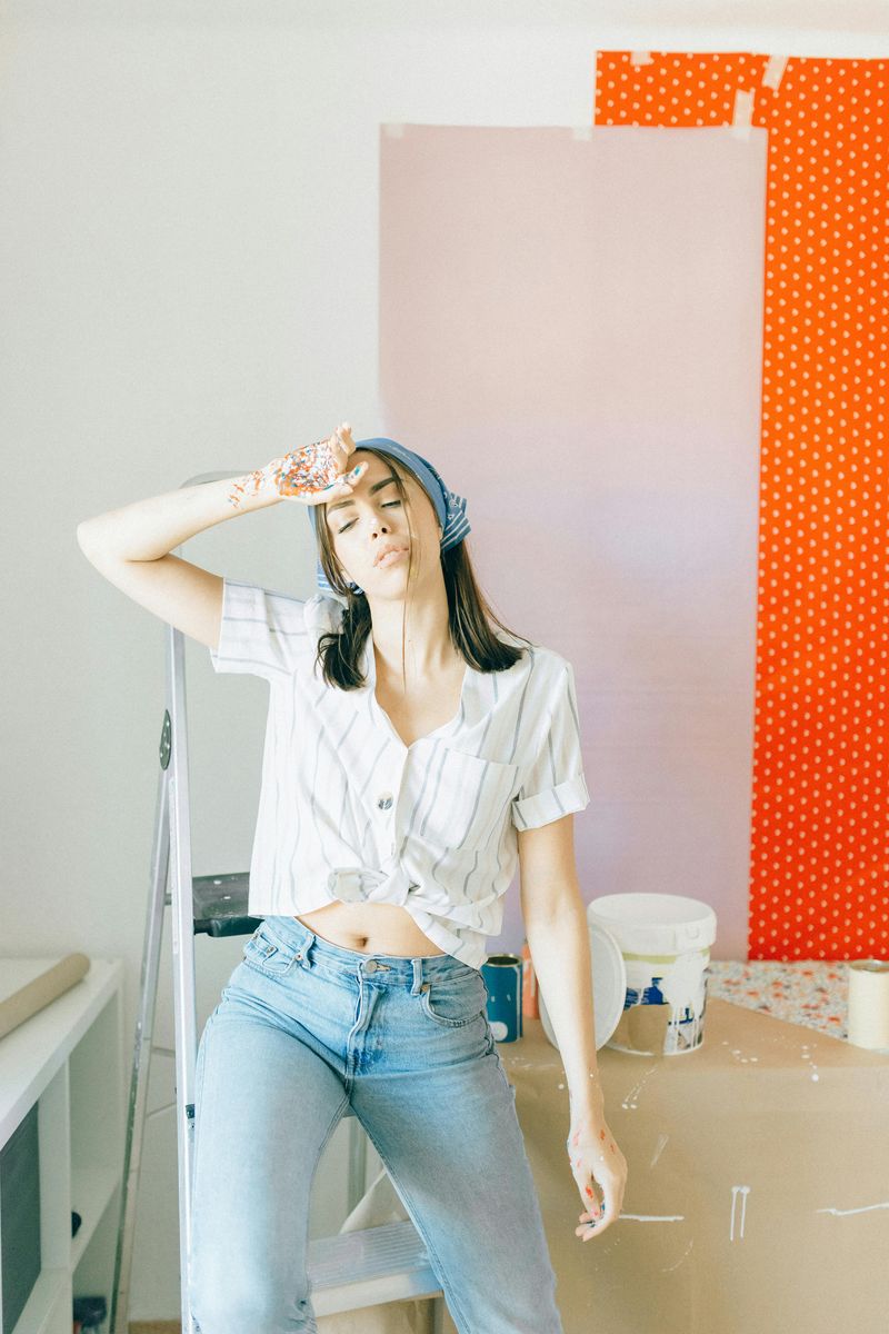 Two-Tone Wall Statement