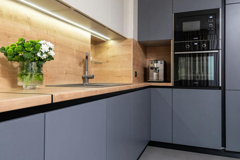 Under-Cabinet Lighting