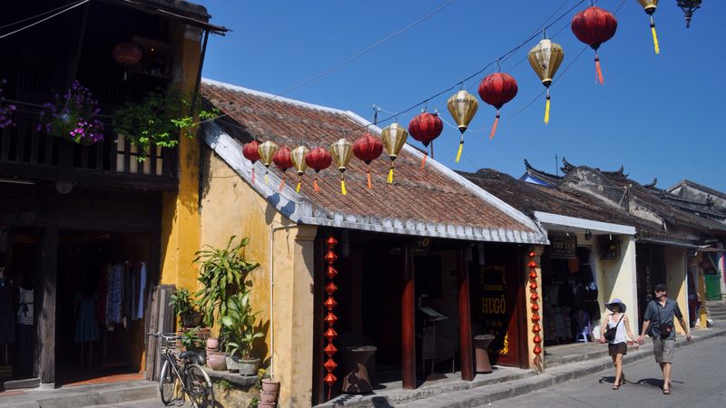 Vietnam's Twin Treasures: Hanoi and Hoi An