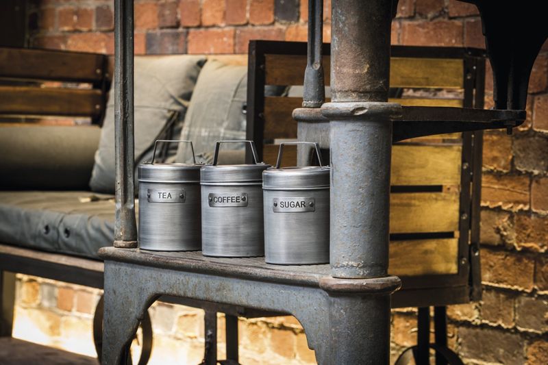 Vintage-Inspired Metal Caddies