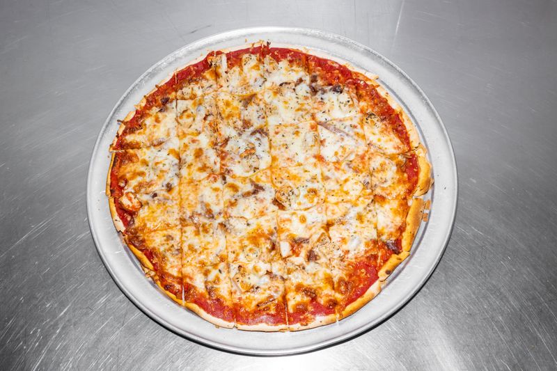 Vito & Nick's Pizzeria: South Side Tavern Pizza Institution