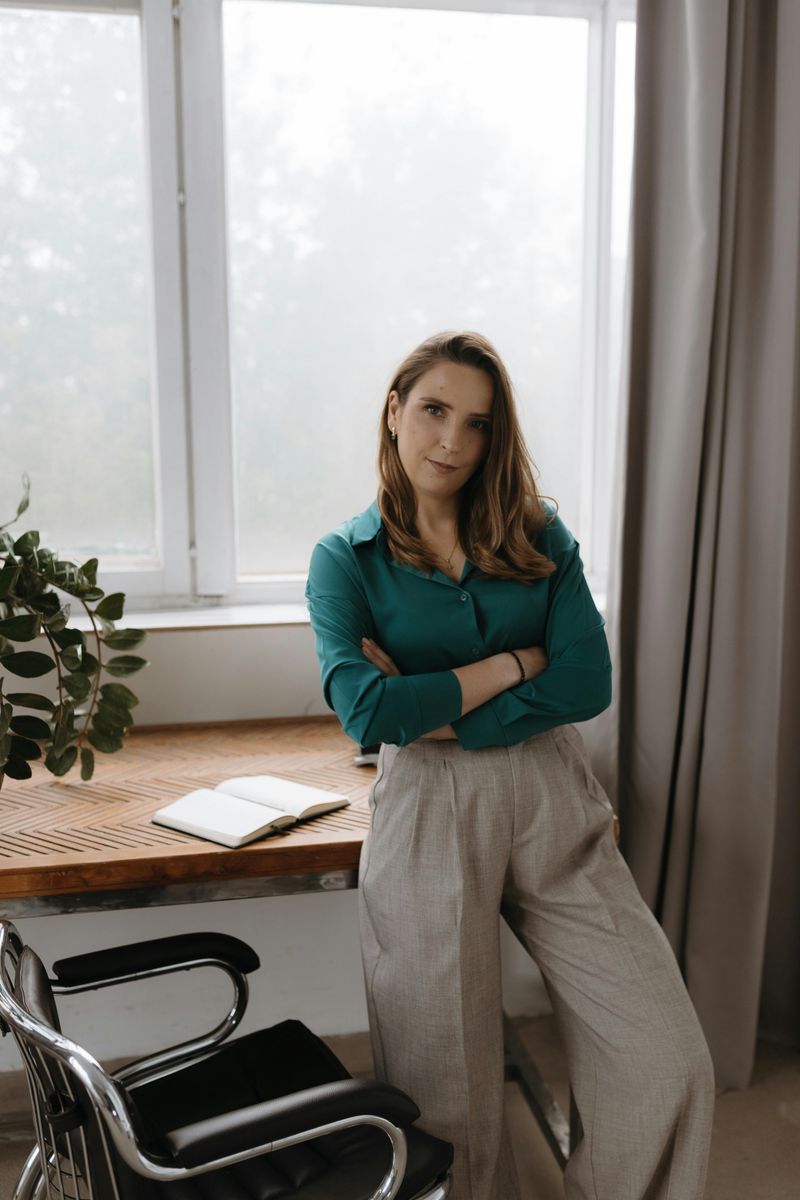 Wide-leg Pants