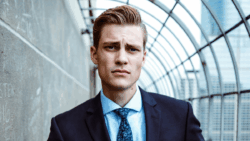 10 Surprising Reasons Cheating Husbands Don't Leave Their Wives