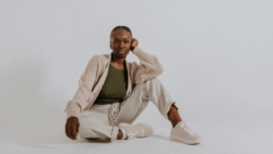 10 Ways to Make Sweatpants Look Glamorous, According to a Celebrity Stylist