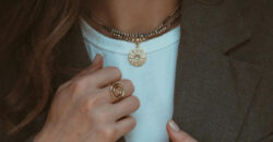 10 Accessories That Transform Any Outfit Instantly