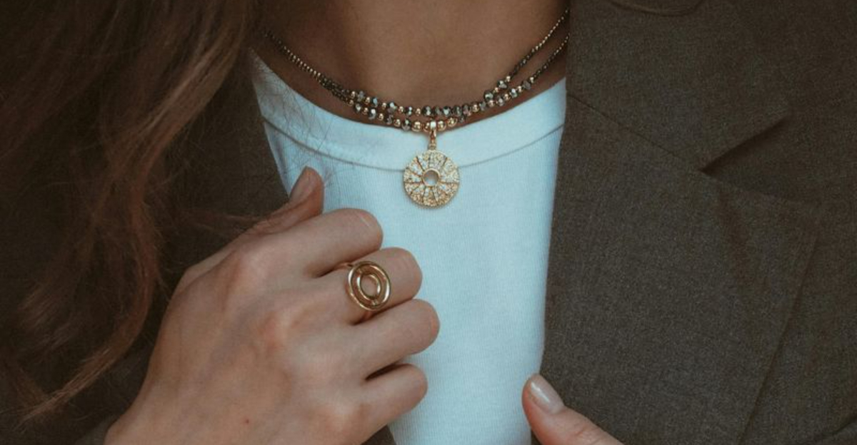 10 Accessories That Transform Any Outfit Instantly