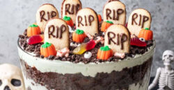 10 Fun Halloween Dessert Ideas Kids (and Adults) Will Love