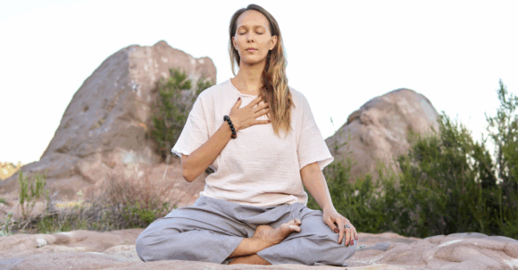 12 Daily Micro-Habits That Quietly Rebuild Confidence Over Time