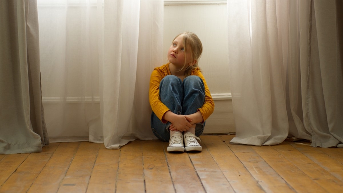 12 Signs You Were an Emotionally Sensitive Kid And That's Exactly Why You're So Strong Now