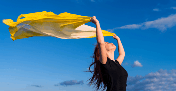 13 Things You Stop Chasing Once You Finally Like Yourself