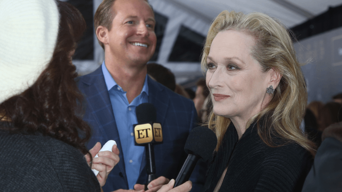15 Celebrity Women Over 60 Who Still Slay Every Red Carpet