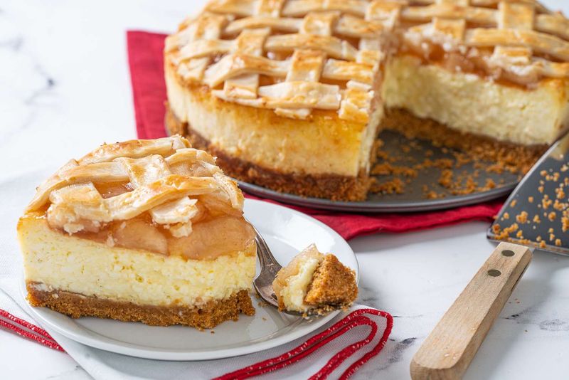 Apple Pie Cheesecake