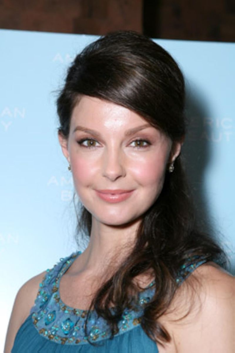 Ashley Judd Takes On Harvey Weinstein