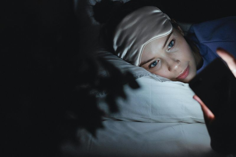 Blue Light from Screens Tricks Your Brain into Staying Awake