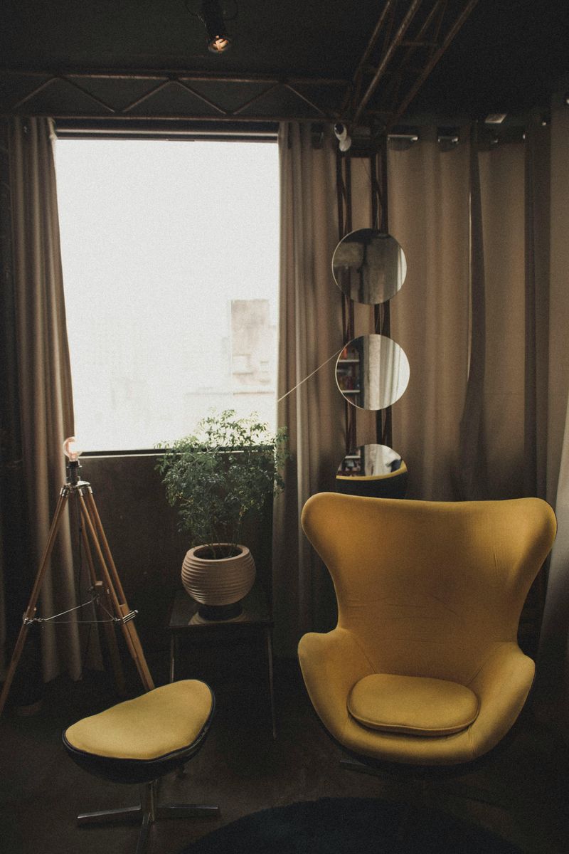 Bold Accent Chair
