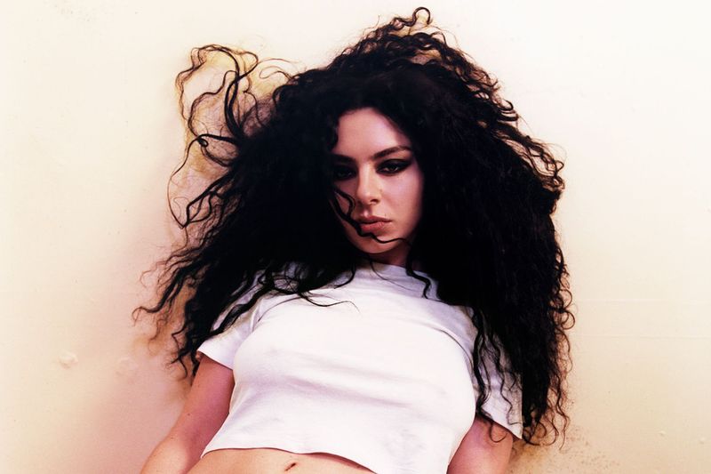 Charli XCX Brat Look