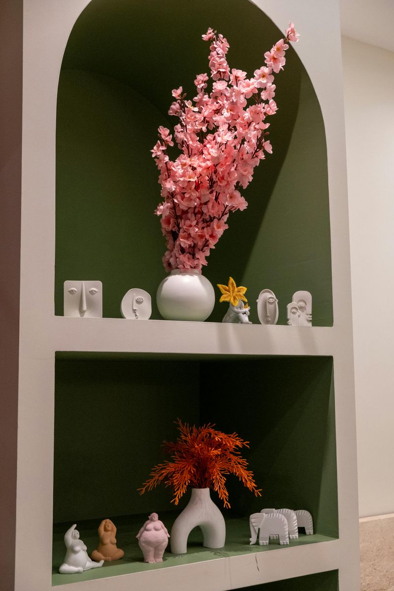 Create Visual Balance With Symmetry