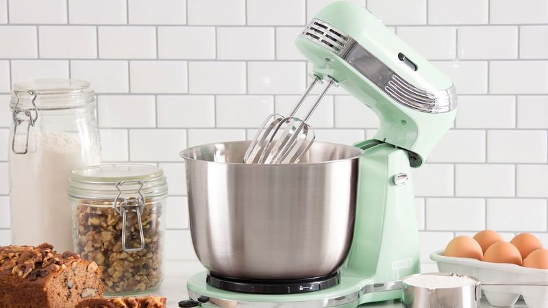 Dash Stand Mixer