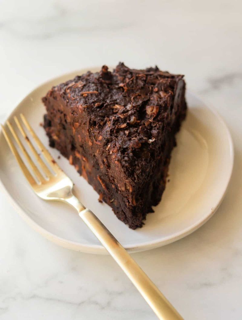 Date-Sweetened Chocolate Cake