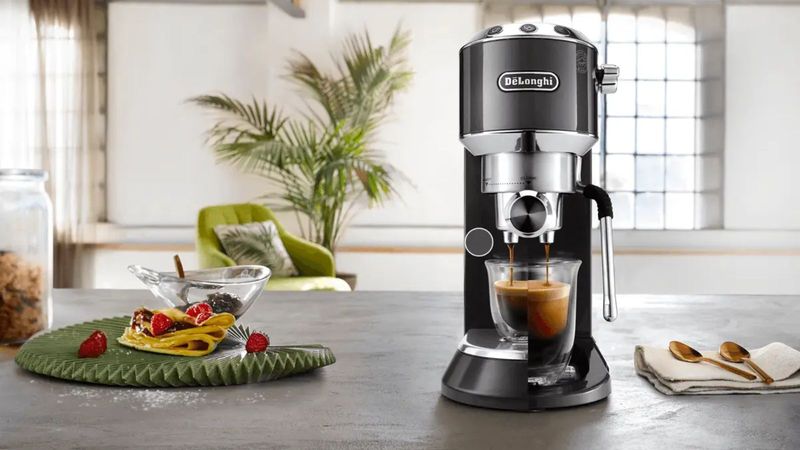 DeLonghi Dedica Arte