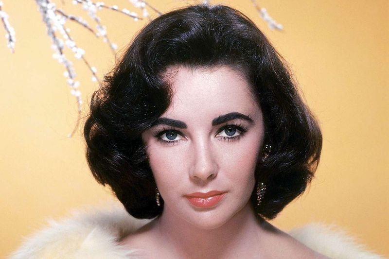 Elizabeth Taylor – 8 Marriages (to 7 Husbands)