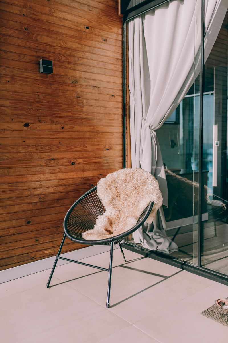 Faux Fur Throw Blanket