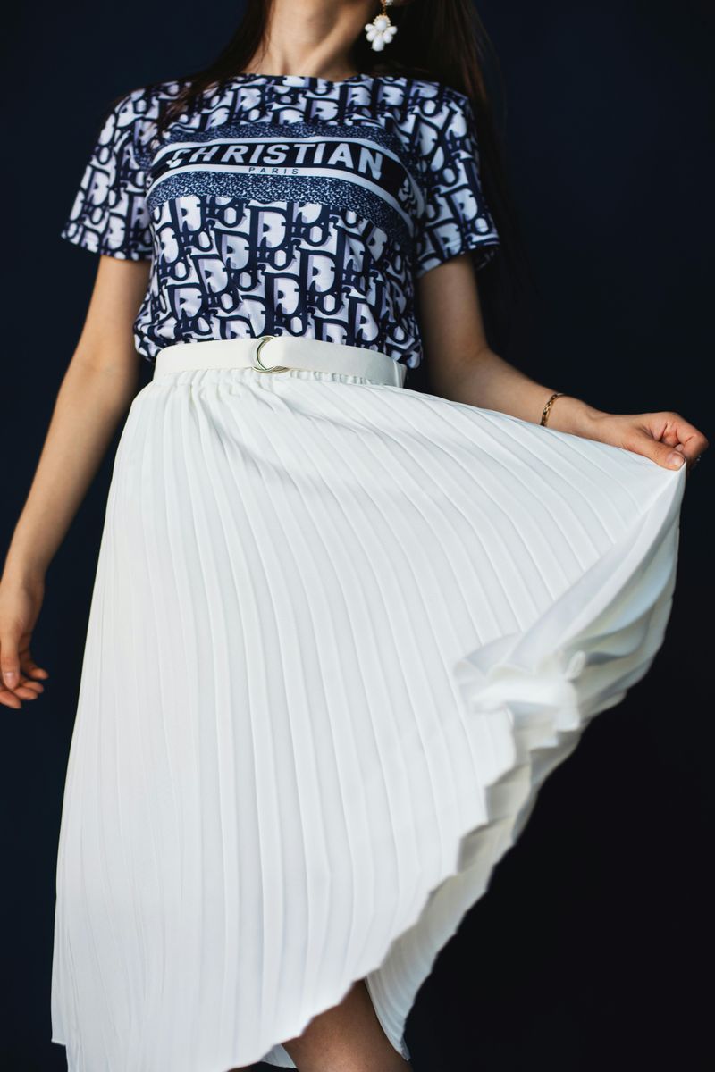 Flattering Midi Skirts For Feminine Flair