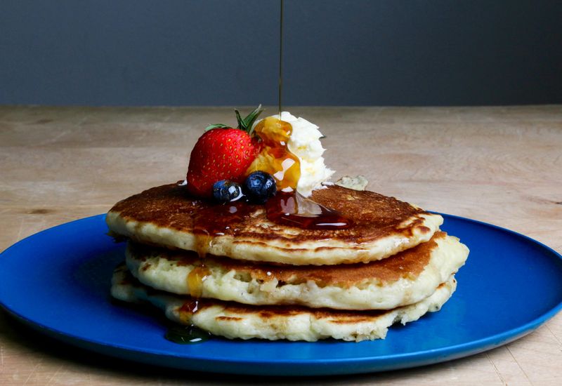 Fluffy Buttermilk Pancakes with Maple Syrup