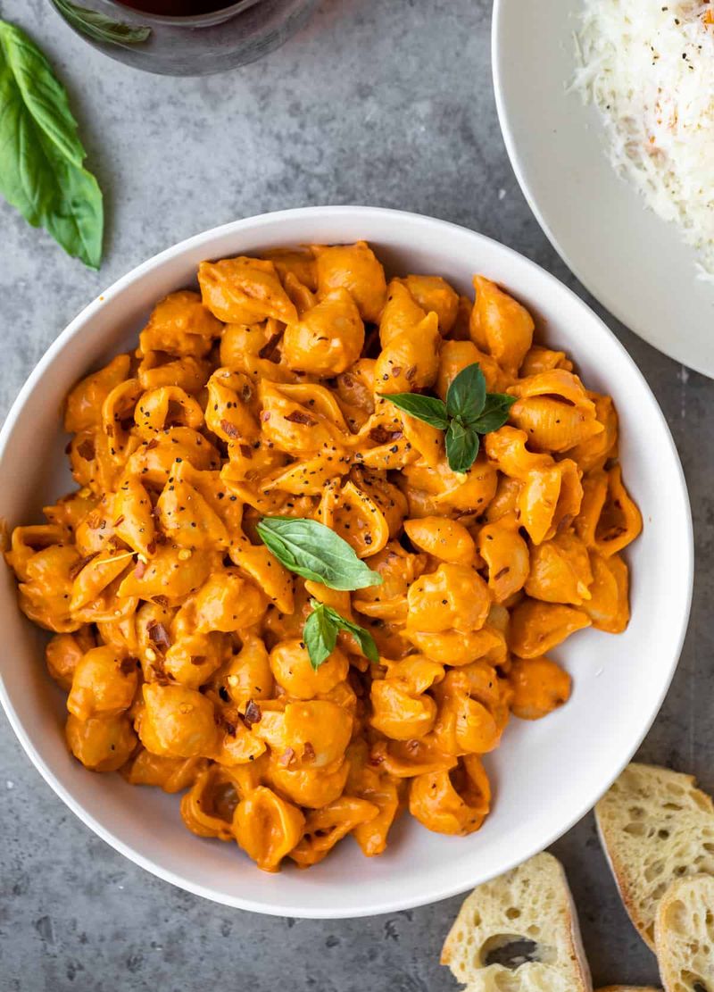 Gigi Hadid's Spicy Vodka Pasta