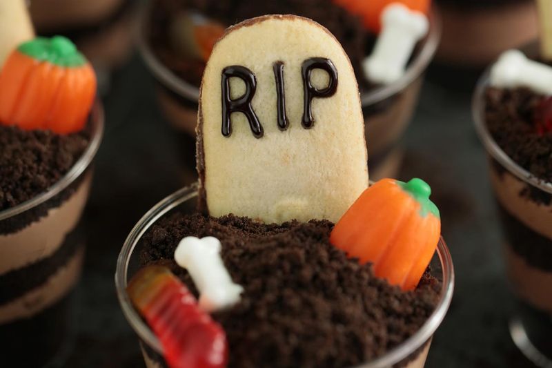 Graveyard Dirt Cups