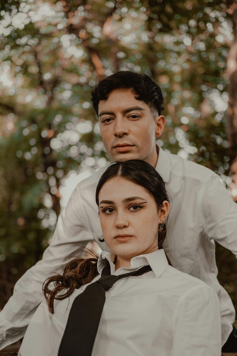 He Keeps You Guessing About Where You Stand