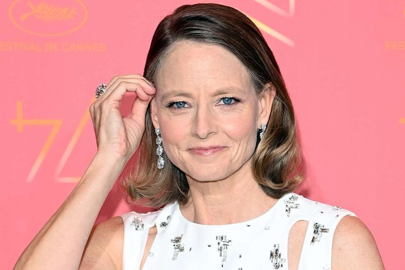 Jodie Foster - Yale Graduate Who Gave Her Thesis Speech in French