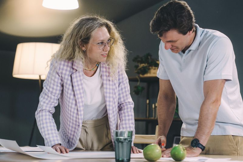 Keeping the 'Us' Mindset: Remembering You're a Team, Not Just Individuals