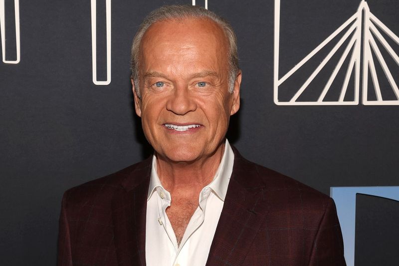 Kelsey Grammer (Frasier Crossover Appearances)