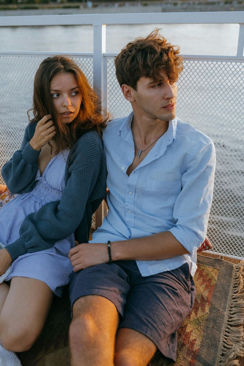 Maintaining Superficial, One-Sided Relationships