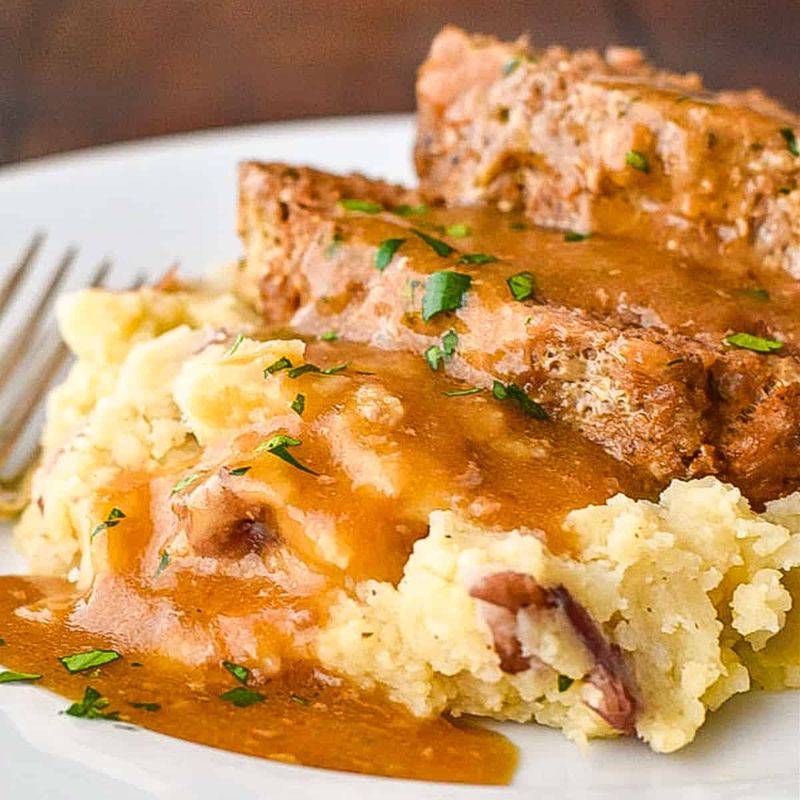 Meatloaf with Mashed Potatoes & Gravy