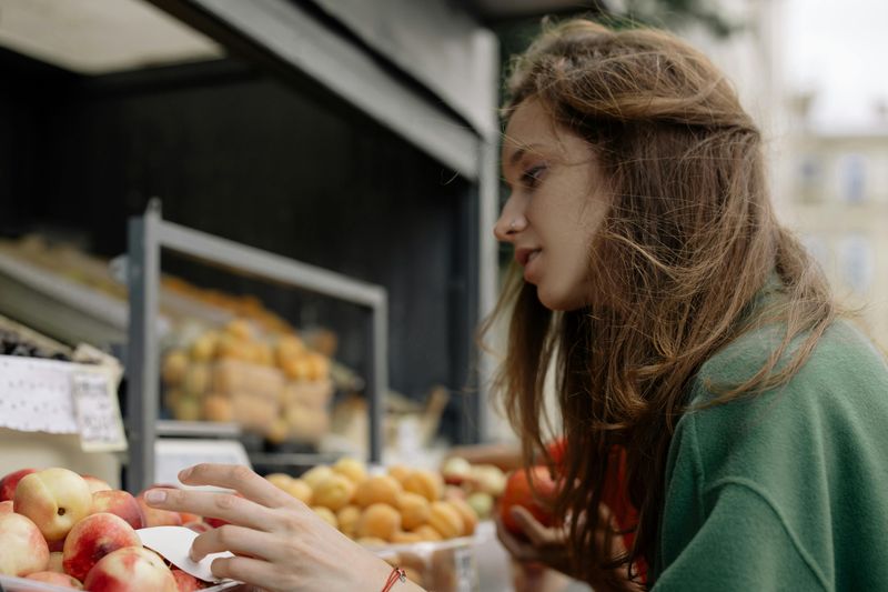 Never Shop Hungry