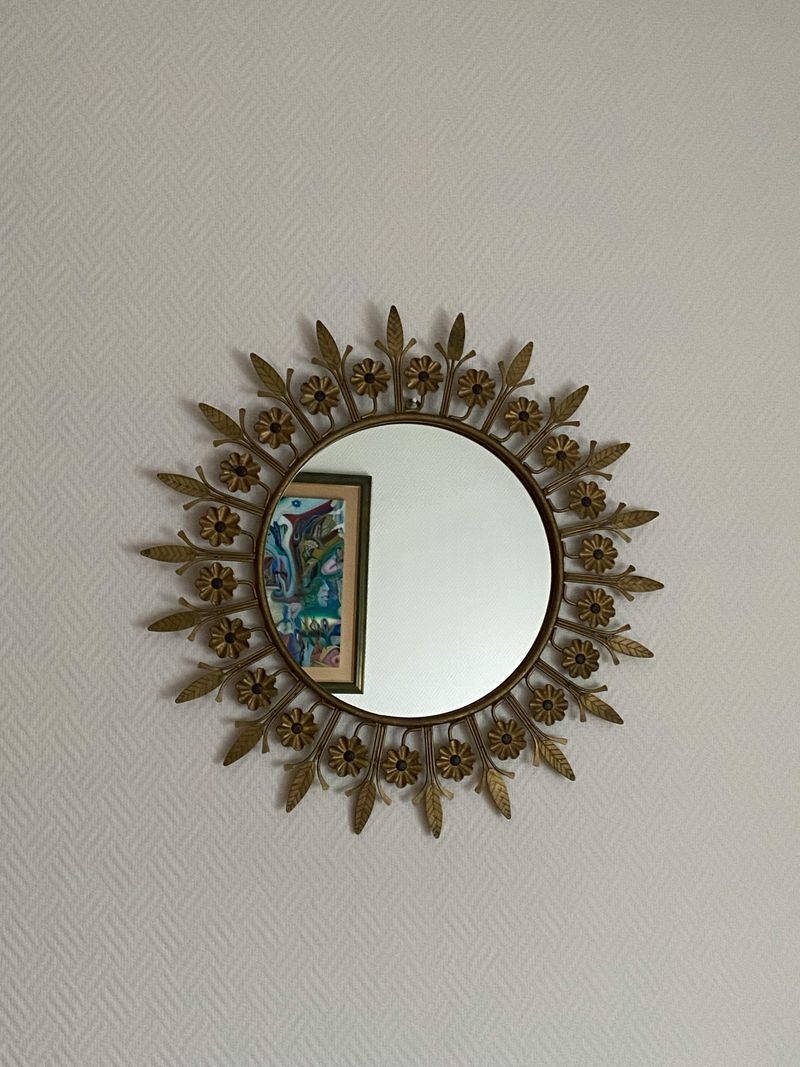 Statement Mirror