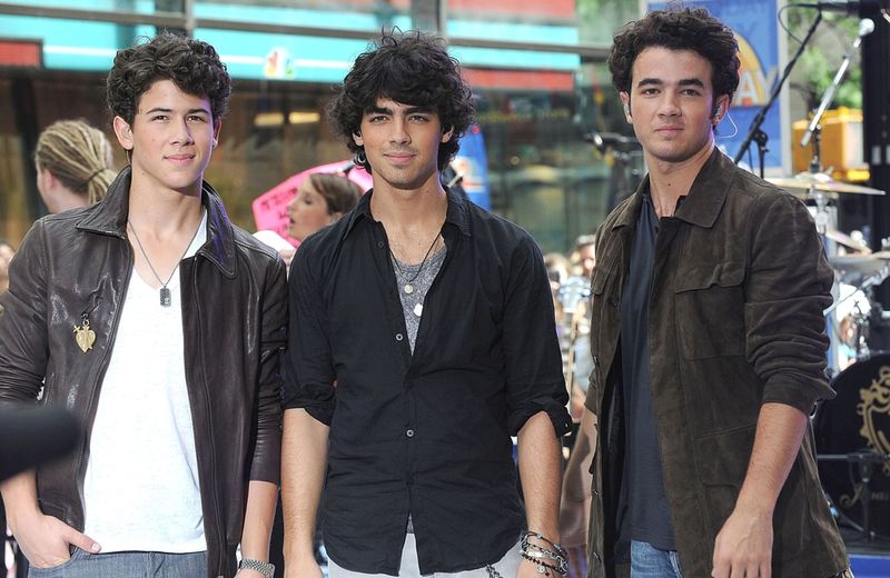 The Jonas Brothers / Family