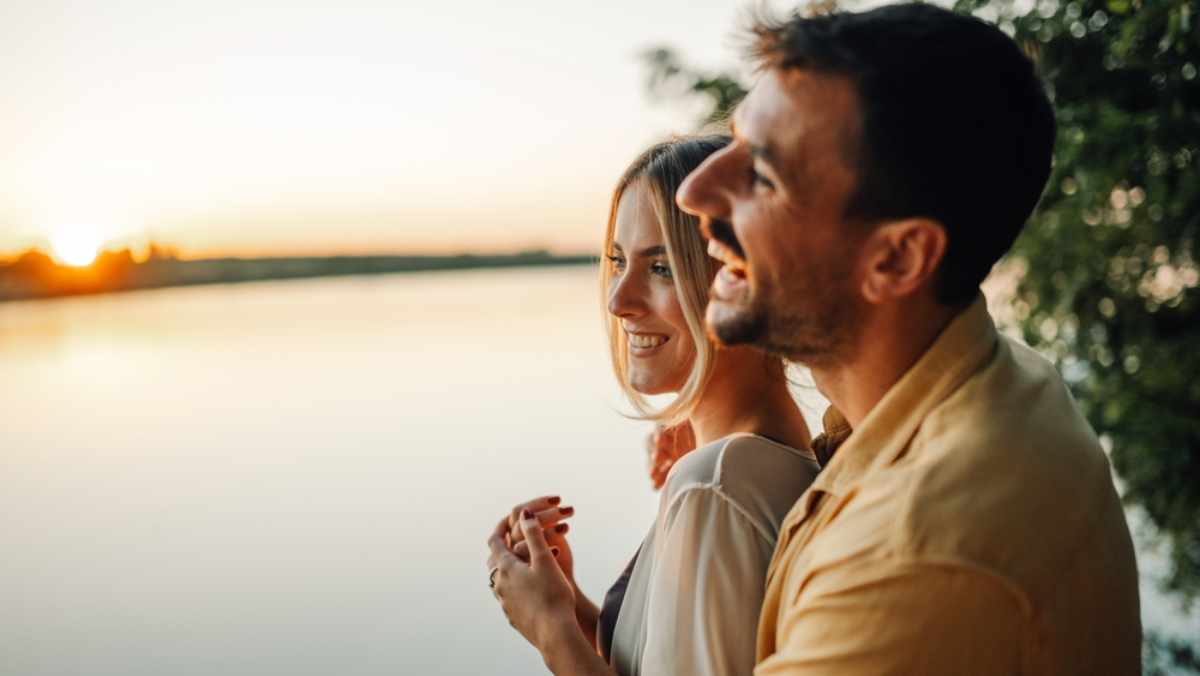 They Say These 10 Habits Are "Unattractive" — But Men Can't Get Enough of Them